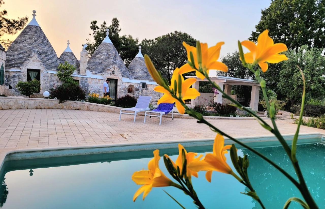 Trullo Bosco Libero Ostuni Villa Exterior photo