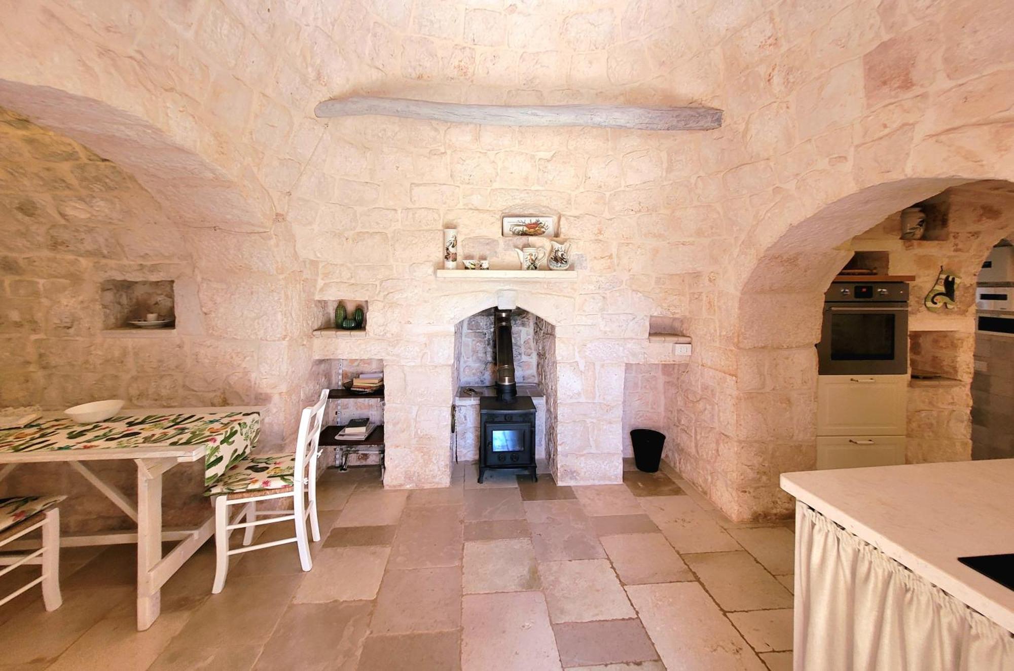 Trullo Bosco Libero Ostuni Villa Exterior photo